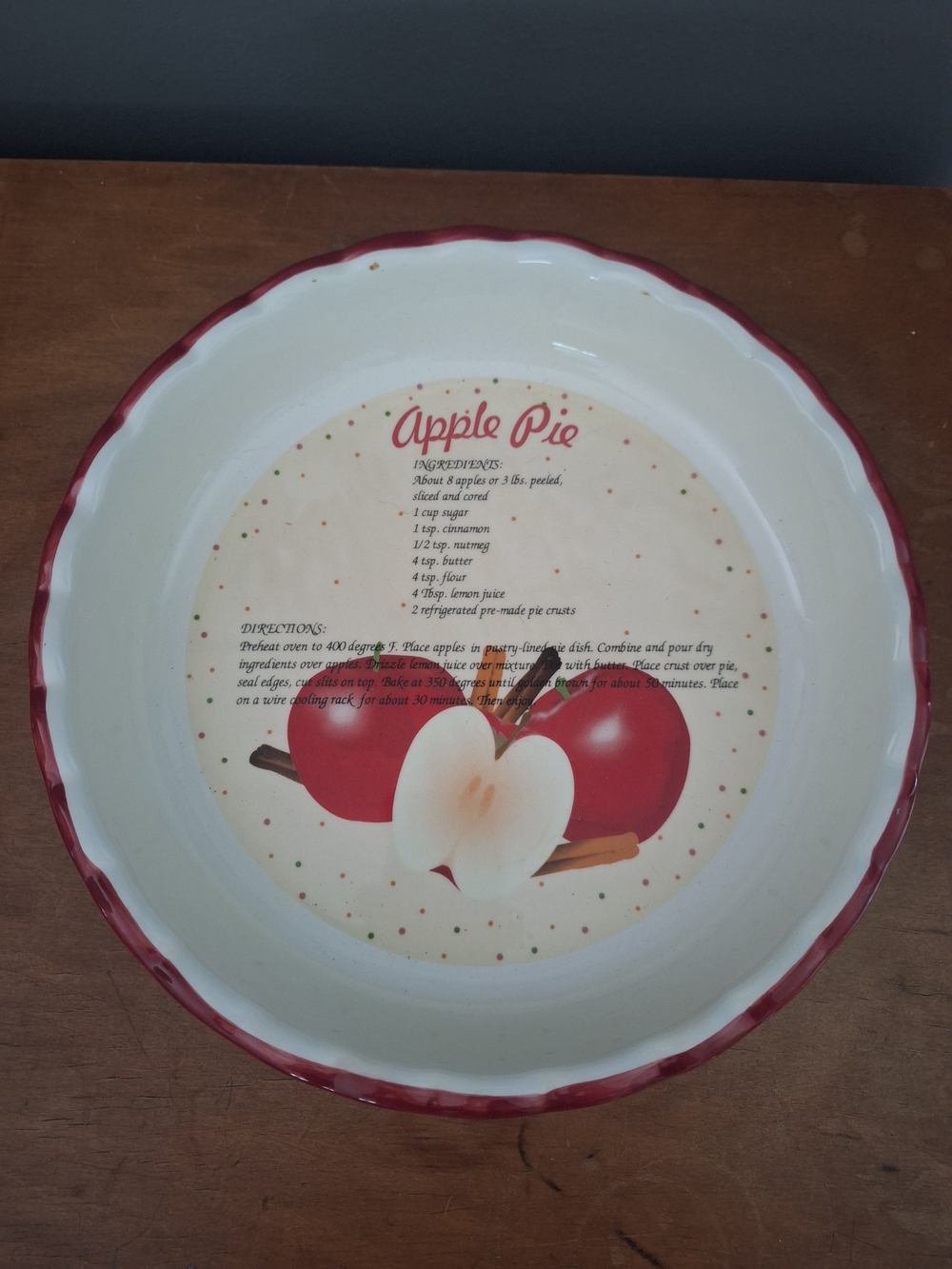 Apple Pie Ceramic Pie Dish - Red Trim